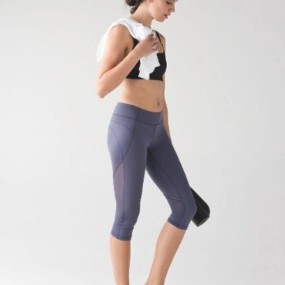 Lululemon Sculpt It Crop Tight Greyvy Greyish Purple Leggings Size 10